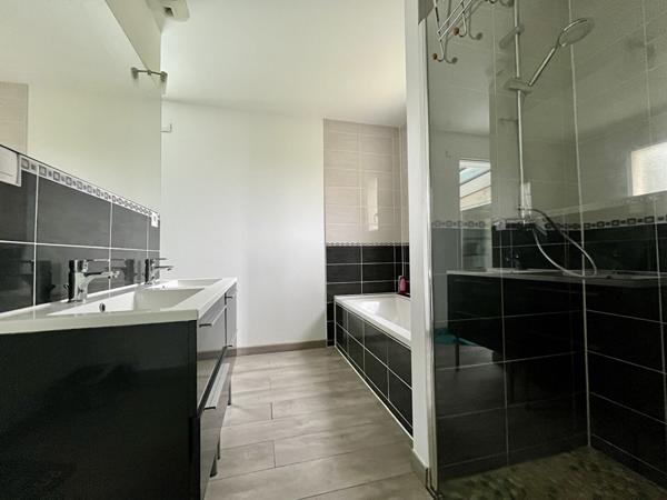 Pavillon 5 chambres -164m²- Rouillon