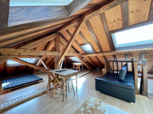 Saint-Pierre-de-Chartreuse (38380) Duplex très lumineux - charpente apparente - vieux bois - vue remarquable 360 degrés - St Pierre de Chartreuse