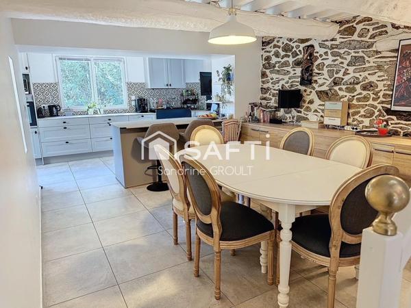 PROPRIETE avec MAS en PIERRE et DEPENDANCES au COEUR DE LA NATURE HERAULTAISE