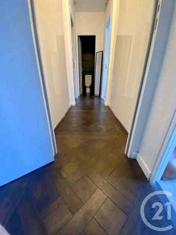 Appartement F5 à vendre  5 pièces - 87,02 m2 LA CELLE ST CLOUD - 78