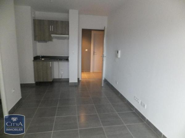 Appartement à louer 1 pièce 23.49m² Nîmes (30000)