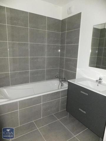 Appartement à louer 1 pièce 23.49m² Nîmes (30000)