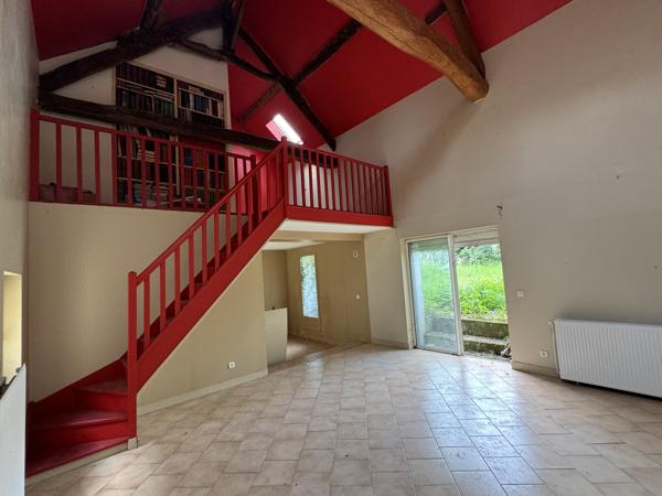 Maison 9 pièces - 274 m² Exclusivité efficity