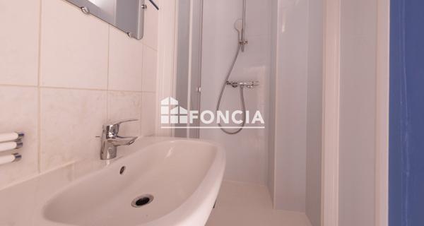 À vendre Maison 10 pièces 194 m² - Clermont-ferrand 63000