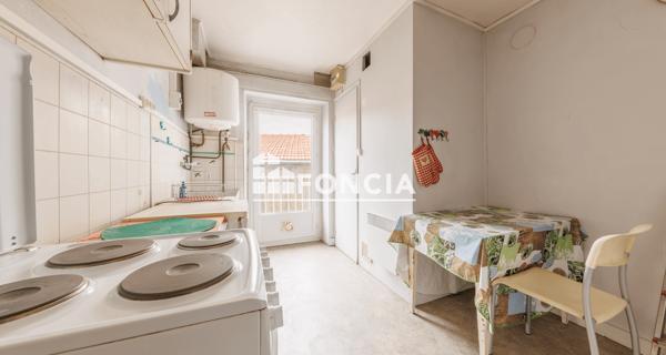 À vendre Maison 10 pièces 194 m² - Clermont-ferrand 63000
