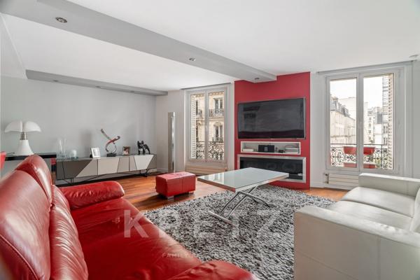 Appartement traversant rénové dans un environnement privilégié – Paris 16ᵉ