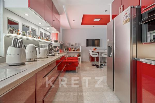 Appartement traversant rénové dans un environnement privilégié – Paris 16ᵉ