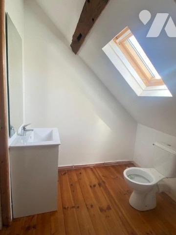 MONTIGNY EN ARROUAISE - 4 ch - bureau - jardin et grange