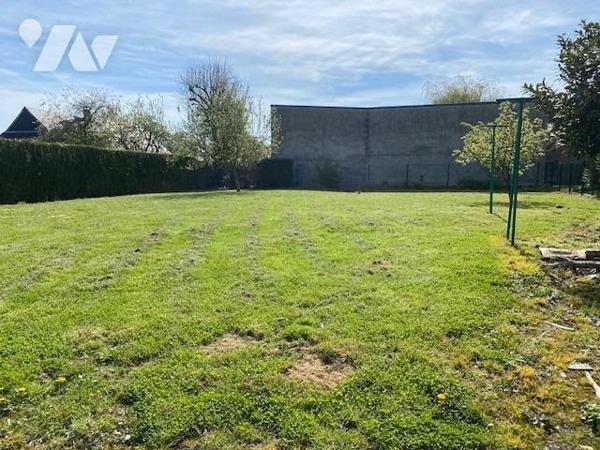 MONTIGNY EN ARROUAISE - 4 ch - bureau - jardin et grange