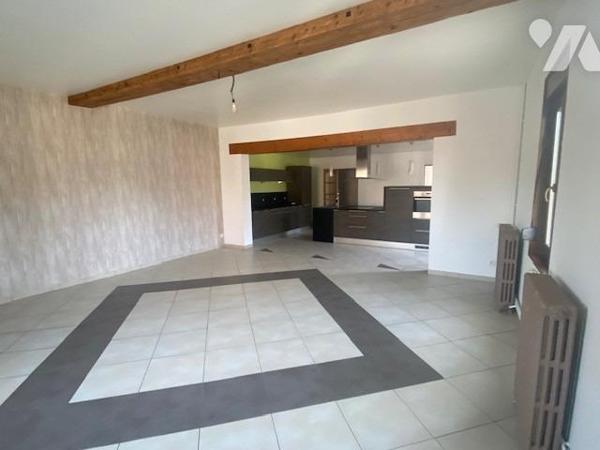 MONTIGNY EN ARROUAISE - 4 ch - bureau - jardin et grange