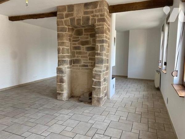 MONTIGNY EN ARROUAISE - 4 ch - bureau - jardin et grange