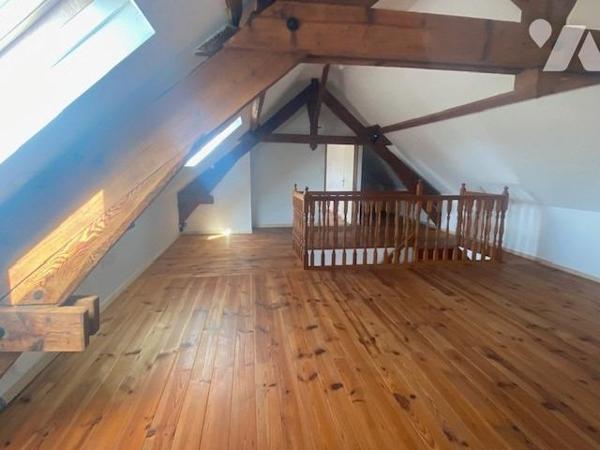 MONTIGNY EN ARROUAISE - 4 ch - bureau - jardin et grange