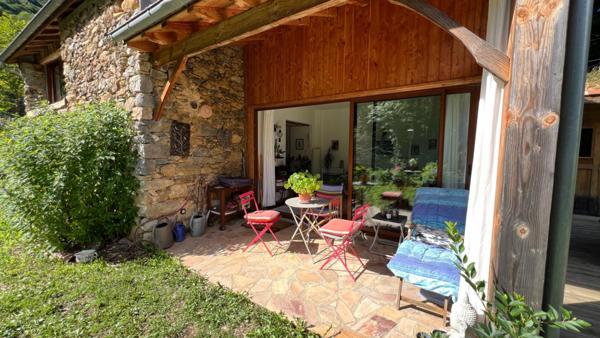 Grange rénovée au coeur des Pyrénées