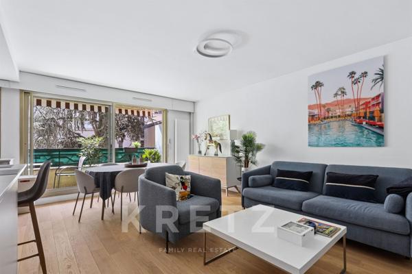 Appartement lumineux entièrement rénové à quelques pas des commerces, des transports et du bois