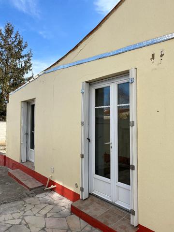 ROCHEFORT  - Maison familiale de 132 m² avec jardin et stationnement