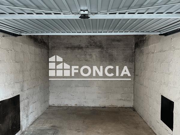 Location Parking 15 m² - BOULEVARD PABAN Toulon 83200