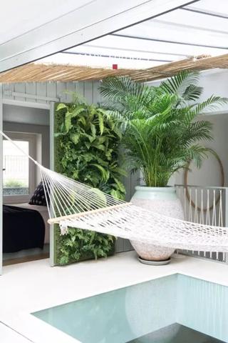 Paris XVII Ternes Poncelet : Loft mixte sur 3 niveaux avec terrasse