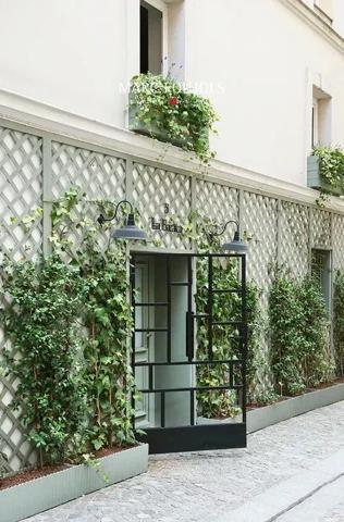 Paris XVII Ternes Poncelet : Loft mixte sur 3 niveaux avec terrasse