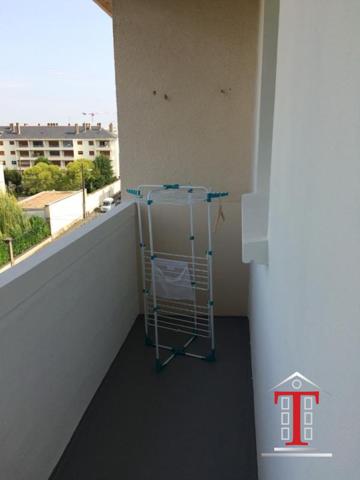 Chambre meublée en colocation