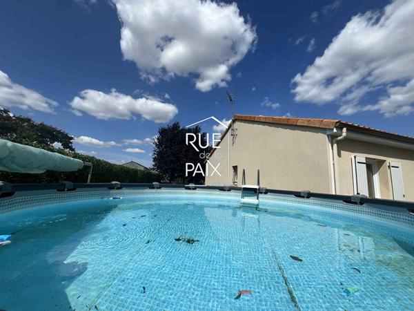 86530 AVAILLES EN CHATELLERAULT Maison Availles En Chatellerault de plain pied