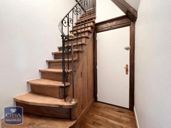 Appartement à louer 2 pièces 63.7m² Chécy (45430)