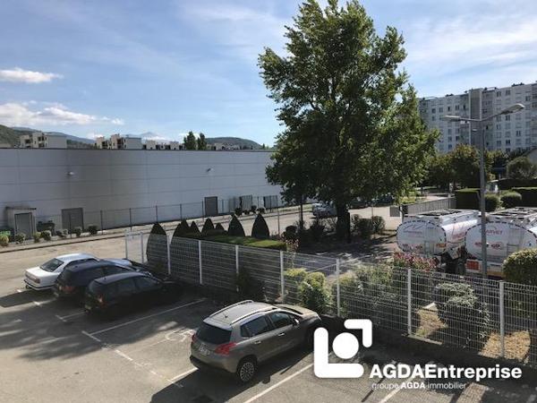 Location Local commercial 1 pièce - Saint-martin-d'hères 38400