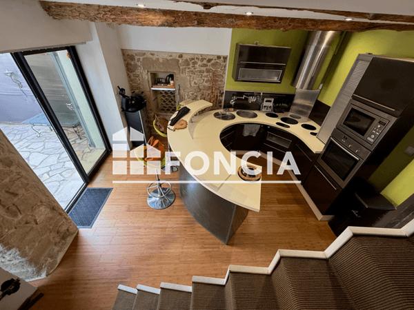 Location Maison 3 pièces 71.99 m² - 44 GRAND'RUE Lamanon 13113