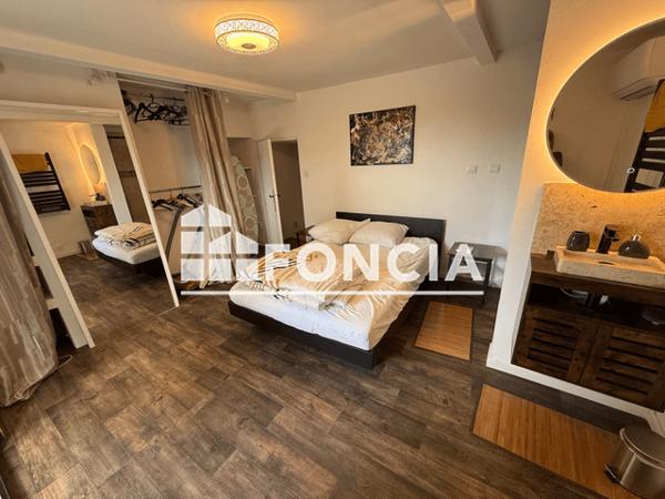 Location Maison 3 pièces 71.99 m² - 44 GRAND'RUE Lamanon 13113
