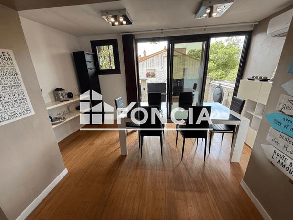 Location Maison 3 pièces 71.99 m² - 44 GRAND'RUE Lamanon 13113