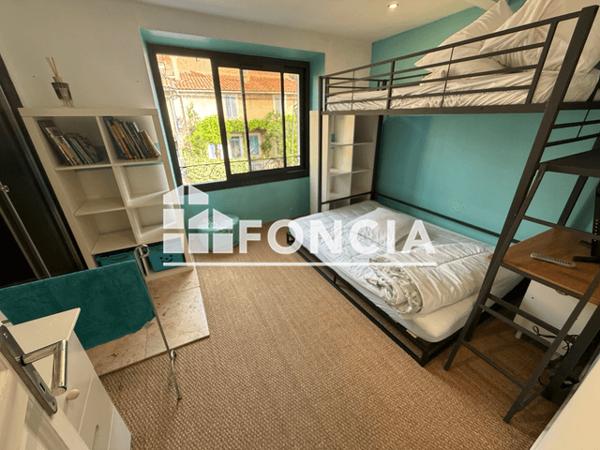 Location Maison 3 pièces 71.99 m² - 44 GRAND'RUE Lamanon 13113