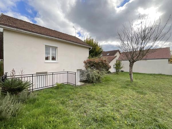 St SAVINE, TYPE 5 SUR 2 NIVEAUX , GARAGE, TERRAIN 596M2