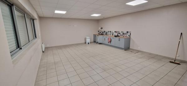 Local D’activité 3300m² – St christophe du bois
