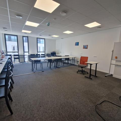 Bureaux 1275m² – Trelaze