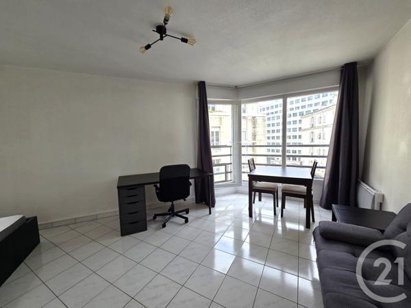 Appartement T1 à vendre  1 pièce - 30,73 m2 PARIS - 75013