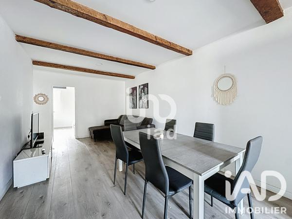 Location appartement 3 pièces 59 m² Marseille 1