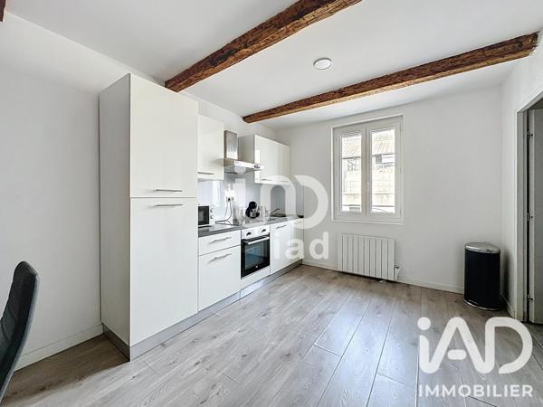 Location appartement 3 pièces 59 m² Marseille 1