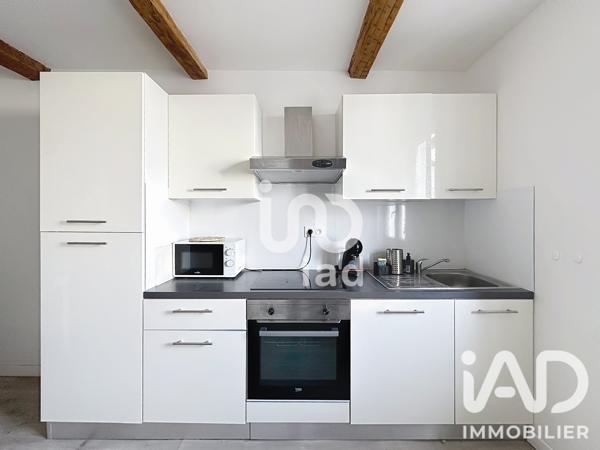 Location appartement 3 pièces 59 m² Marseille 1