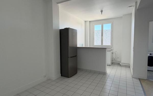Appartement à vendre    3 pièces • 44,34 m2 Maisons-Alfort