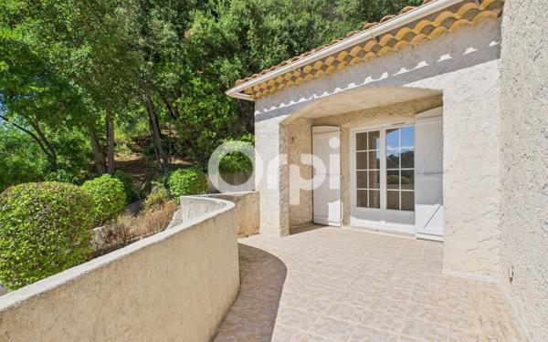 Maison à vendre    4 pièces • 131,83 m2 Mandelieu-la-Napoule