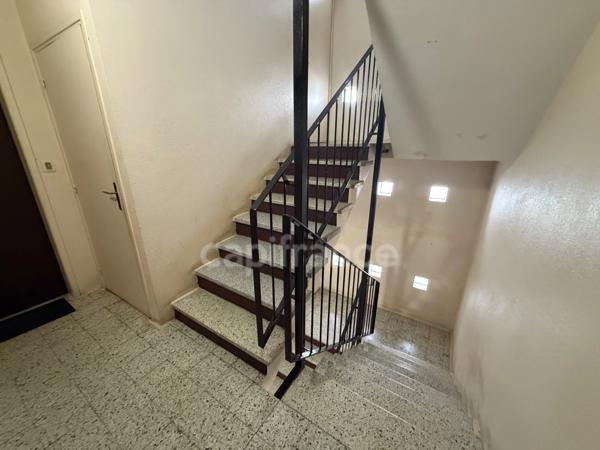 Charmant T3 rénové – Calme absolu, vue dégagée plein sud