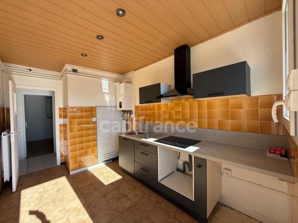 Charmant T3 rénové – Calme absolu, vue dégagée plein sud