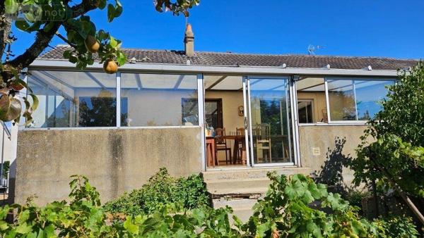 Maison de ville à vendre à La Suze-sur-Sarthe dans la Sarthe (72210), ref : HB-1768