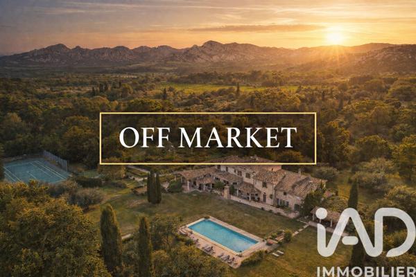 Immeuble à vendre 827 m² Orgon