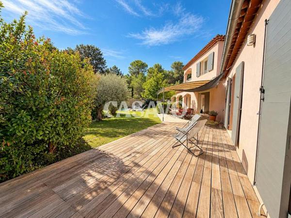 Vente Maison 7 pièces de 201m² - 13860 Peyrolles-en-Provence