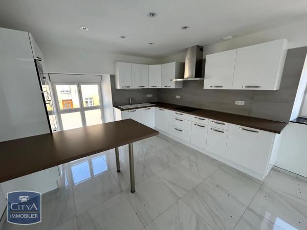 Appartement à louer 3 pièces 95.76m² Saint-Marcel (08460)
