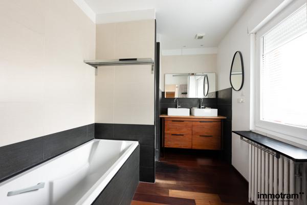 Vente Maison 143m 2 - 4 chambre(s) - Roubaix, • Réf. VM28956