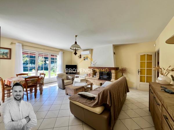 Eyguières (13430) Villa 150m² - Plain pied - 4 chambres - Piscine - Terrain de 5737m²