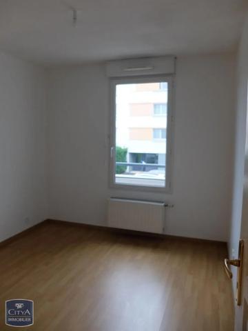 Appartement à louer 2 pièces 48.87m² Saint-Martin-d'Hères (38400)