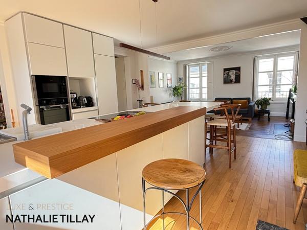 Appartement  à vendre 126 m², en hotel particulier  ORLEANS Bretonnerie , garage dans la cour interieure