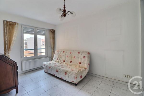 Appartement T3 à vendre  3 pièces - 71,85 m2 ST RAPHAEL - 83